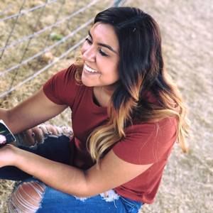 Meet your Posher, Vanessa